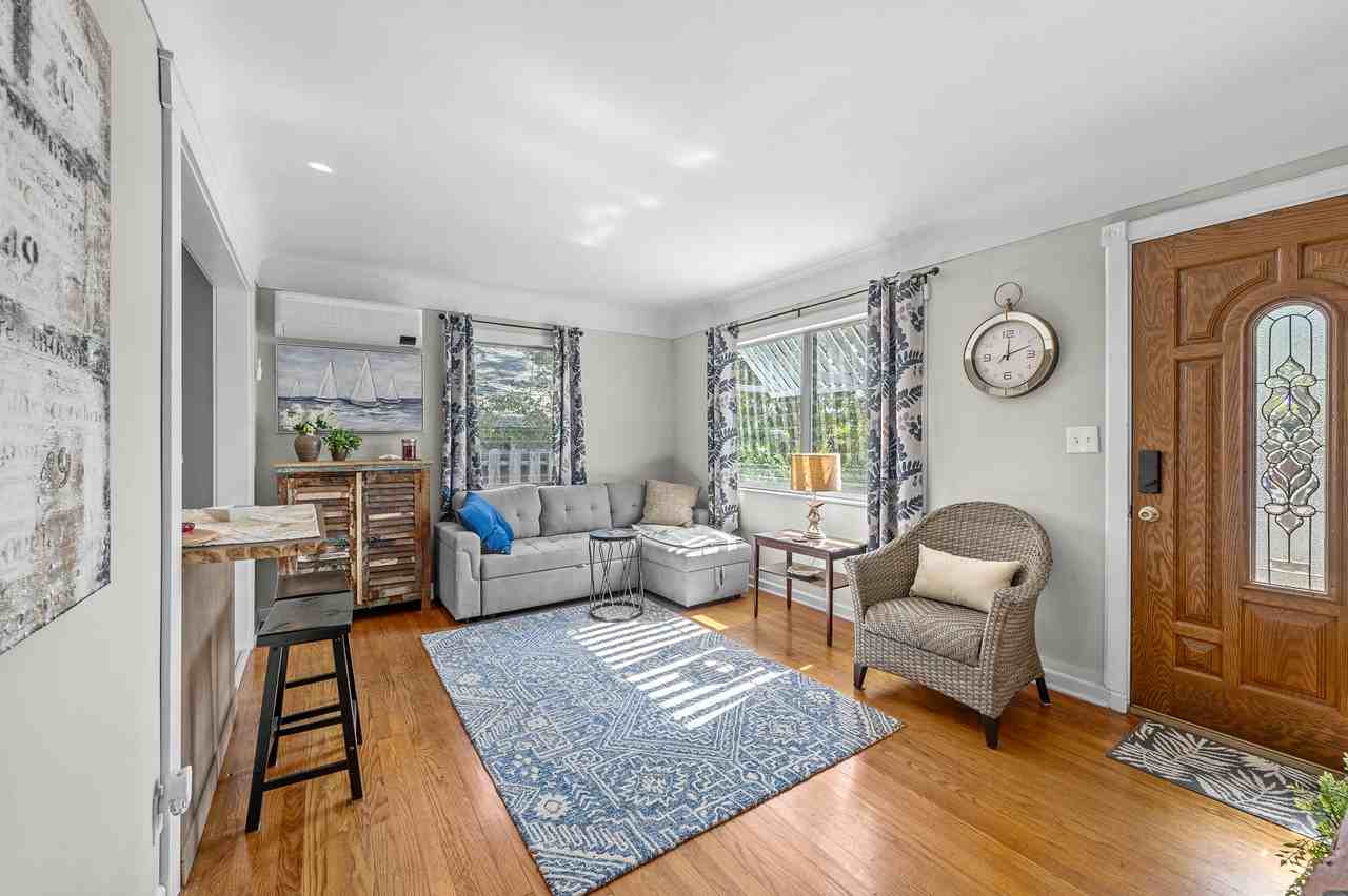 4921 24th Avenue South #1 - Photo 3 of 30