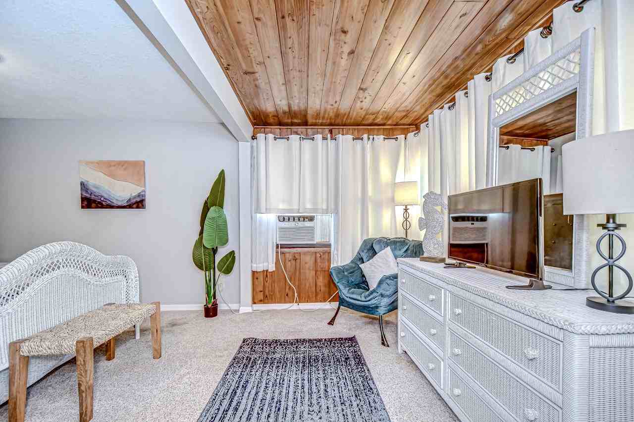 5437 Delette Ave S #1 - Photo 6 of 30