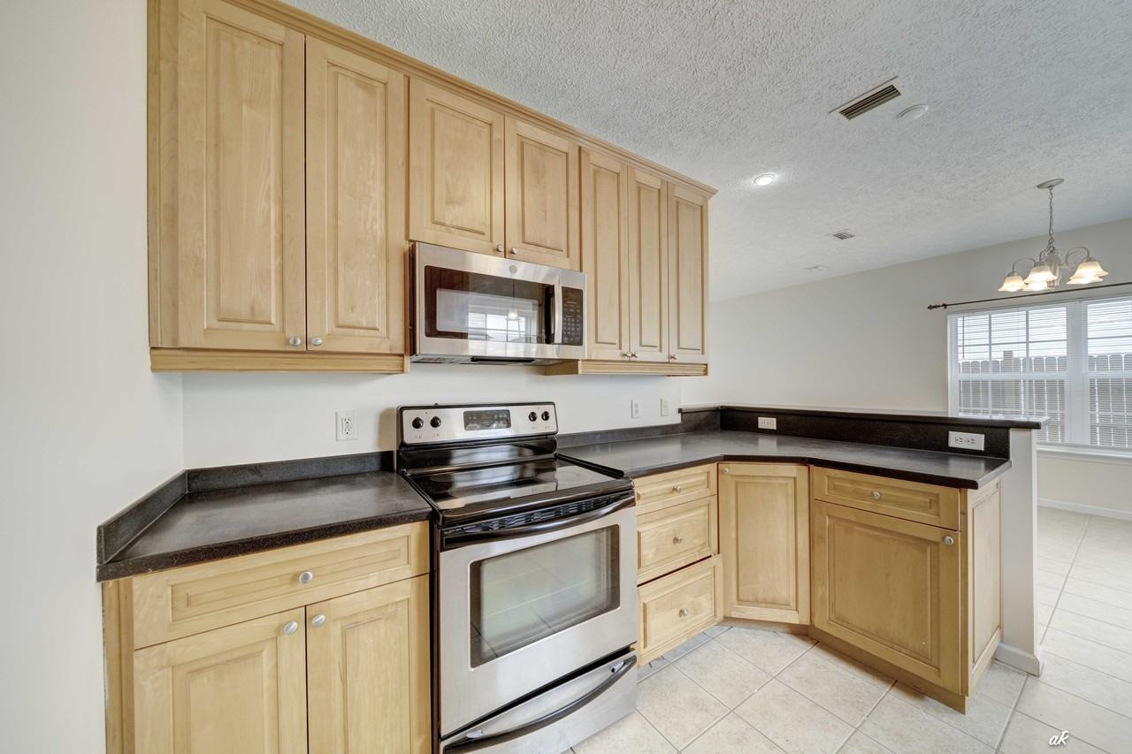 2608 Laurel Drive #1 - Photo 2 of 8