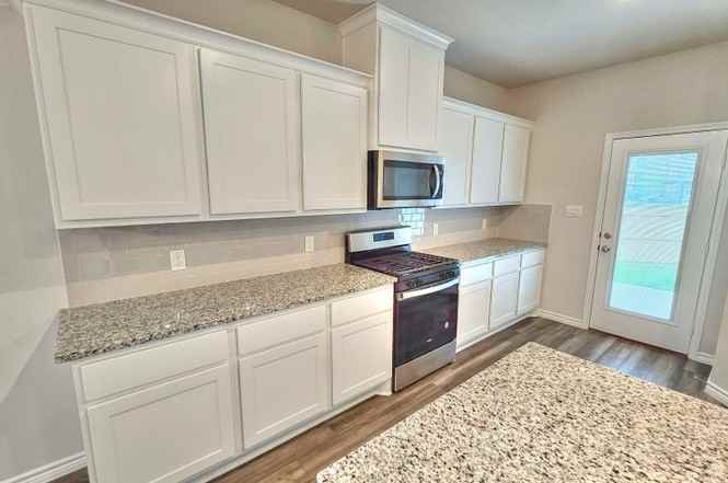 919 Toledo Bend Dr #1 - Photo 5 of 19
