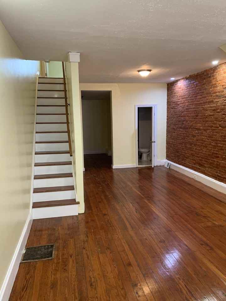 747 East Woodlawn Street #1 - Photo 5 of 28