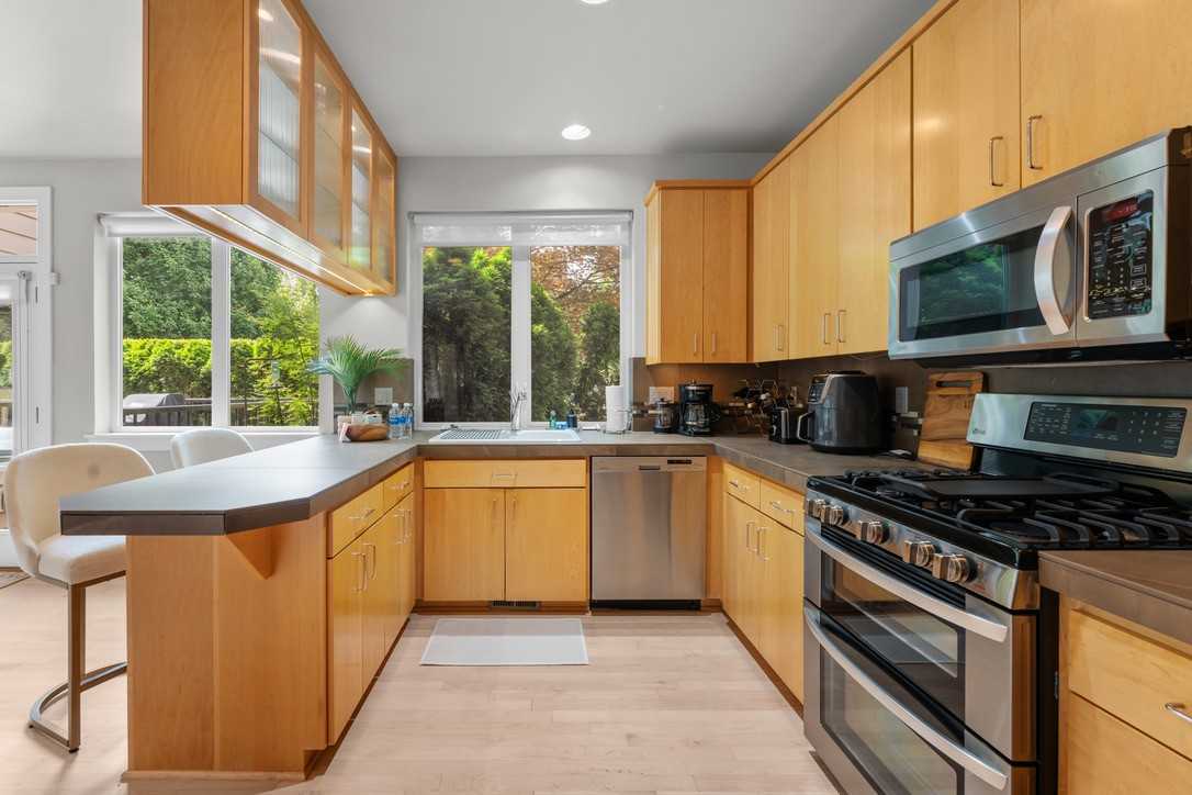 3019 Nw Montara Loop #1 - Photo 4 of 30