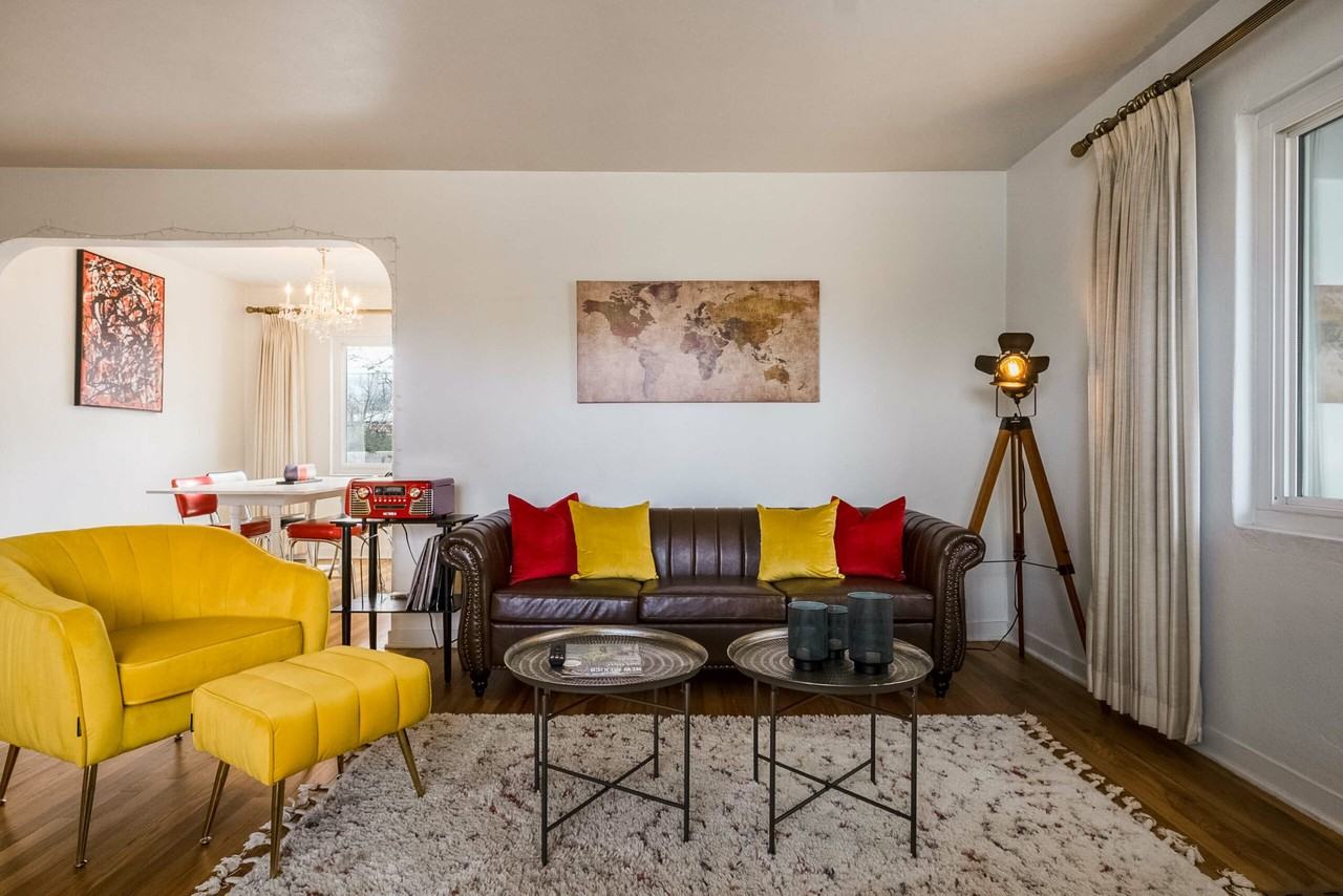 720 Carlisle Blvd Se - Photo 4 of 44