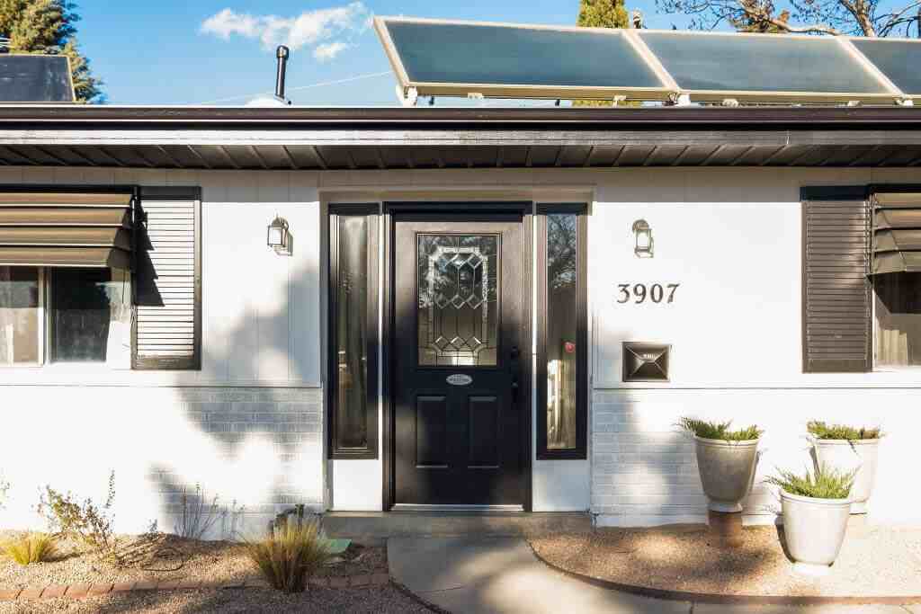 3907 Solano Pl Ne #1 - Photo 2 of 23