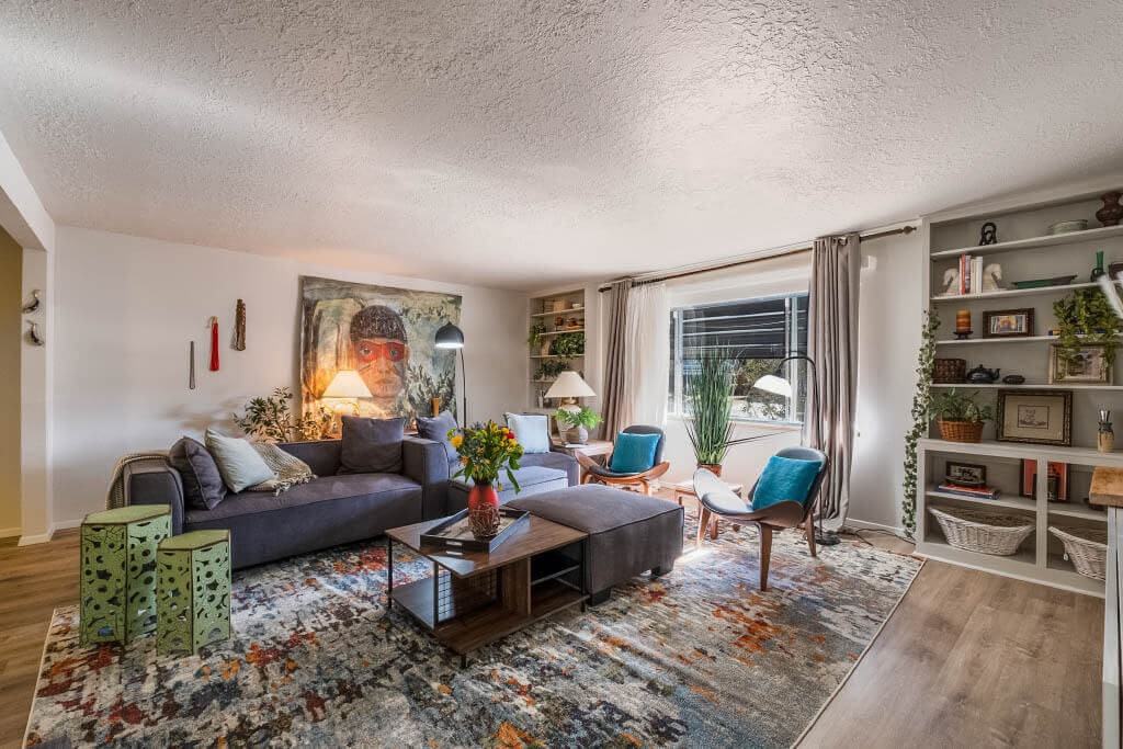 3907 Solano Pl Ne #1 - Photo 4 of 23