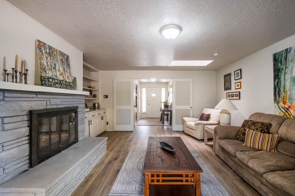 3907 Solano Pl Ne #1 - Photo 7 of 23