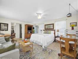 featured image of 509 Live Oak Street #1