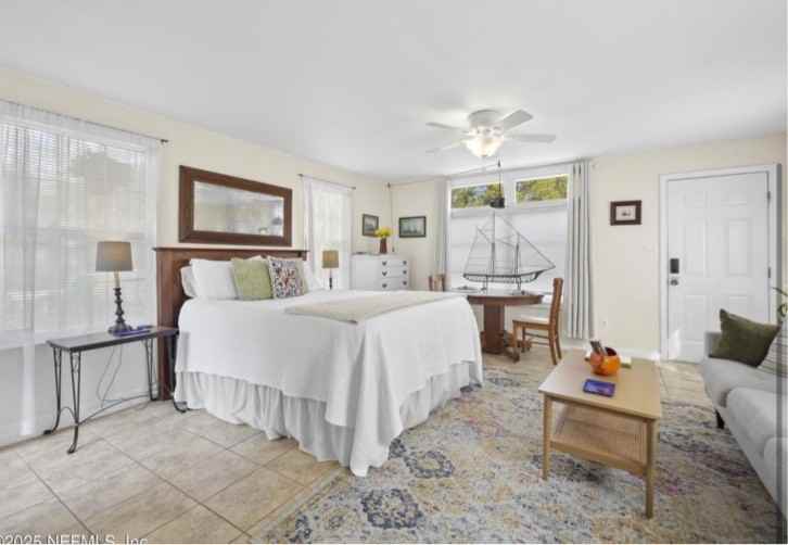 509 Live Oak Street #1 - Photo 2 of 11