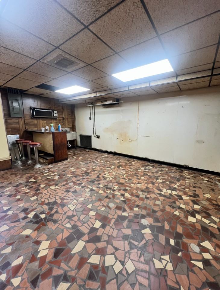 1002 C Street #1002 - Photo 4 of 4