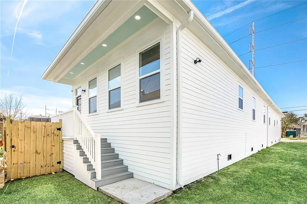 8733 Olive St #1 - Photo 7 of 10