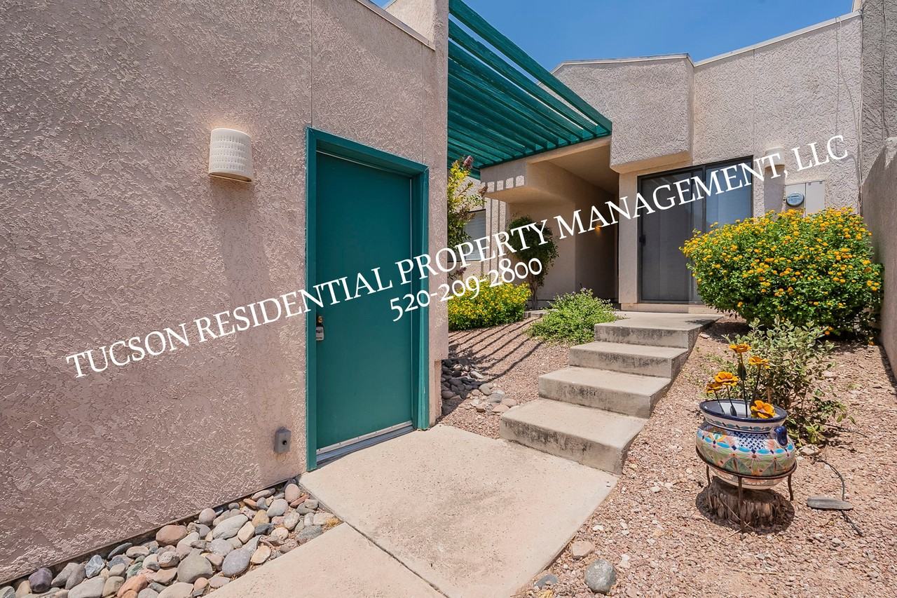 4950 North Valle Road #1 - Photo 4 of 42