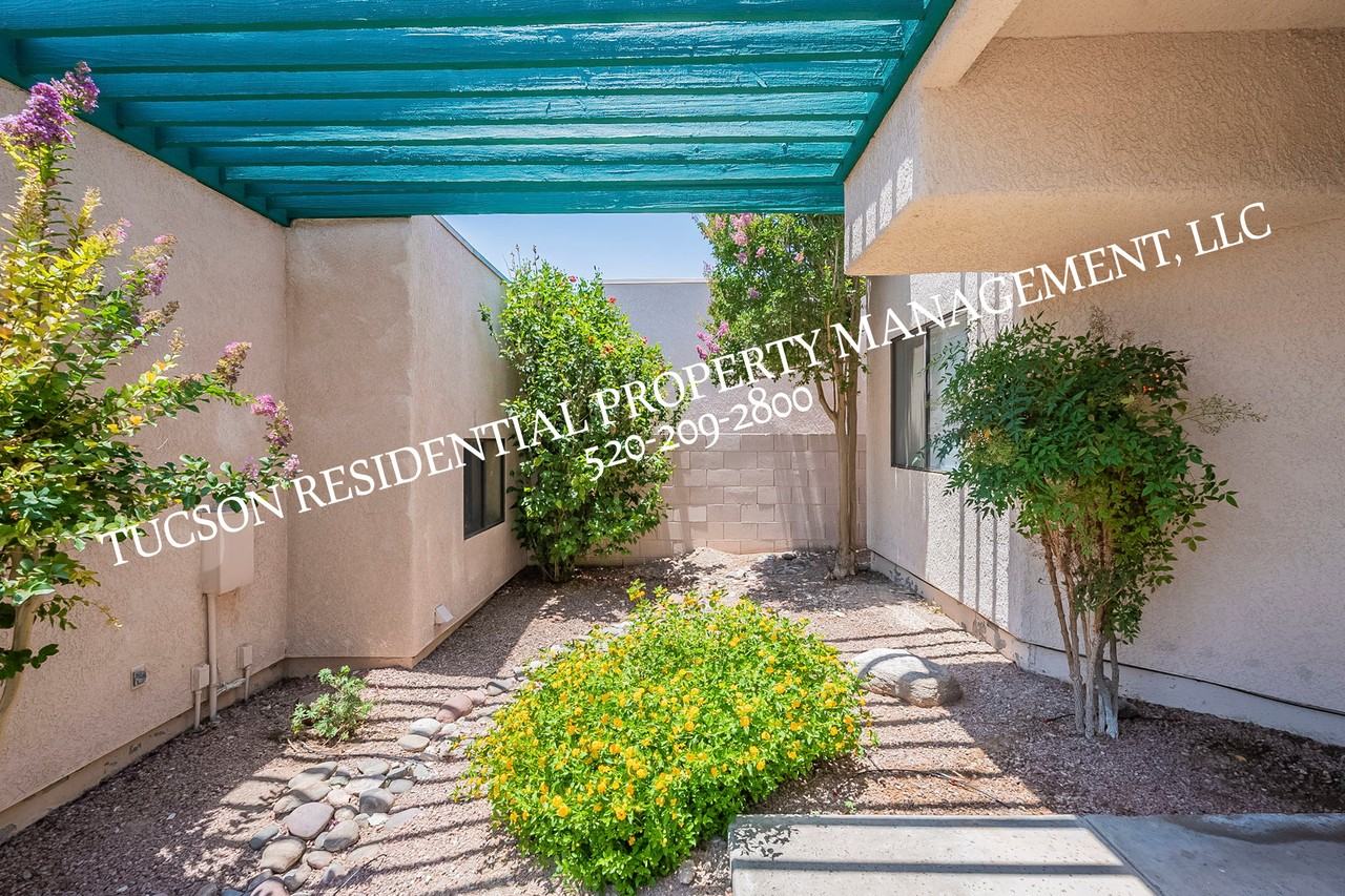 4950 North Valle Road #1 - Photo 6 of 42