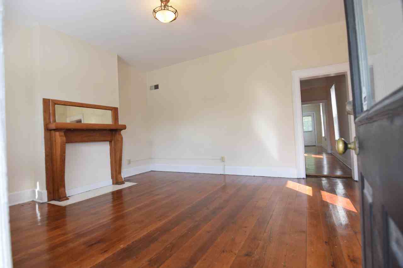 680 Hamlet St #680 - Photo 2 of 16