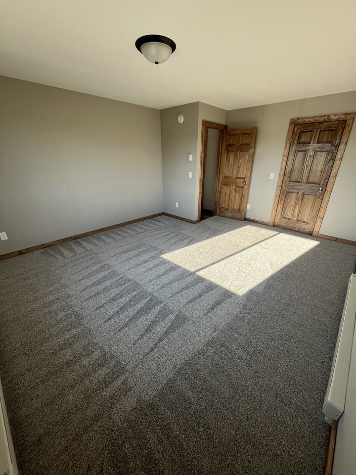 650 Luiken Street #2 - Photo 5 of 8