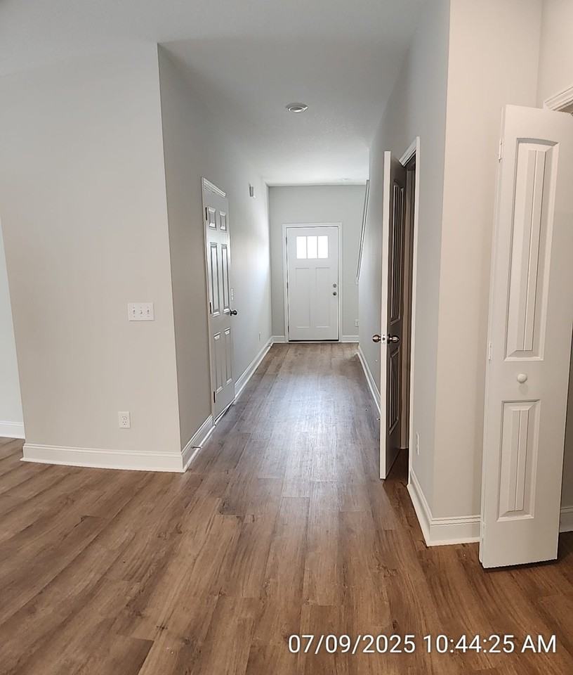 193 Heirloom Rd #1 - Photo 3 of 25