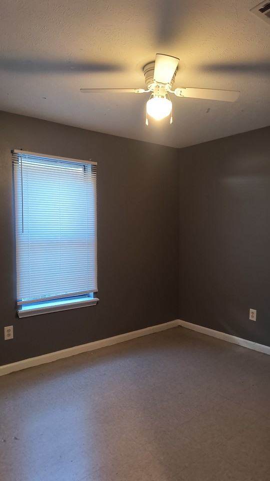 5822 West Short 3rd Avenue #5822 - Photo 7 of 11