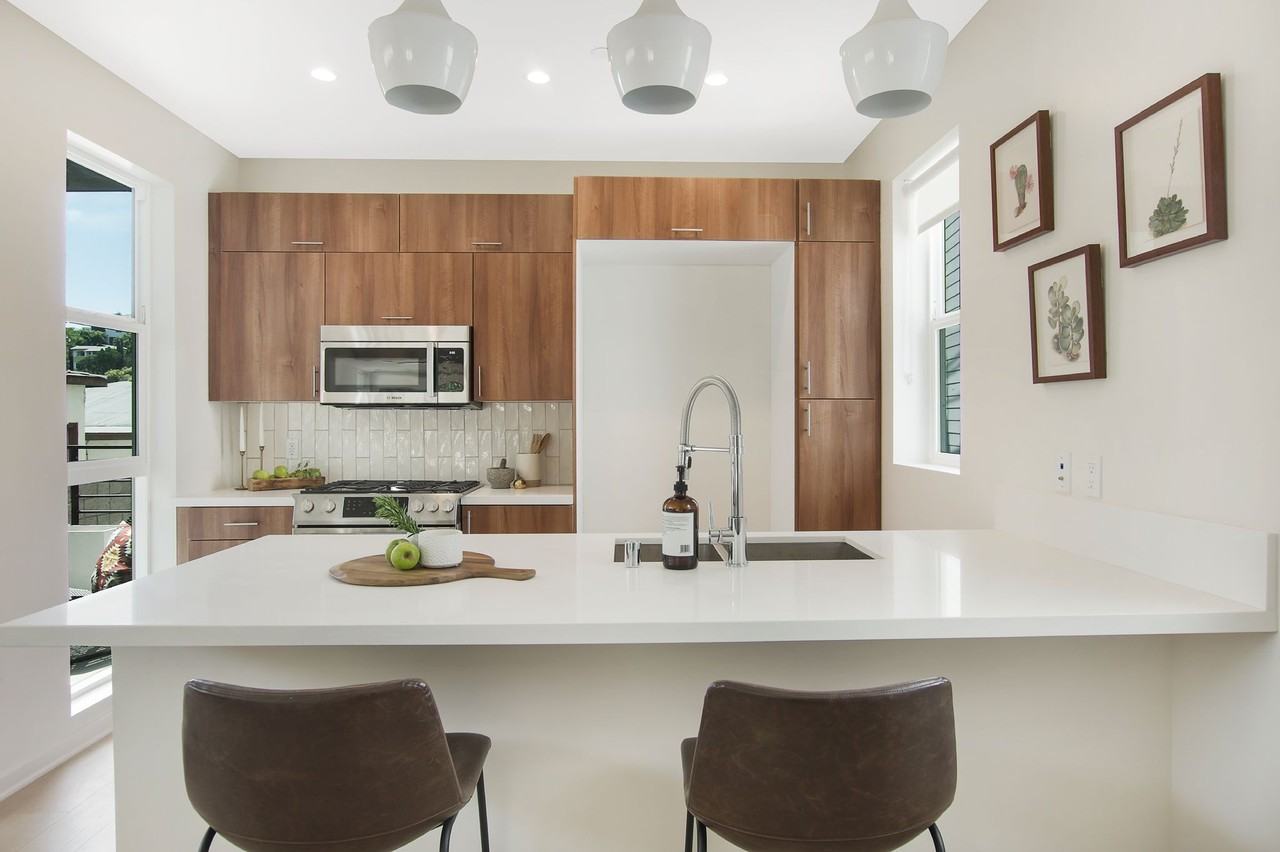 1933 Griffith Park Boulevard #1 - Photo 2 of 24