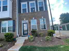 featured image of 4916 Old Pineville Road #1