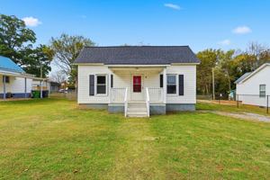 featured image of 8 Hames Street #1