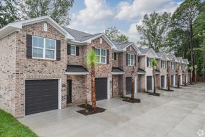 featured image of 428 Wren Crest Ln #428