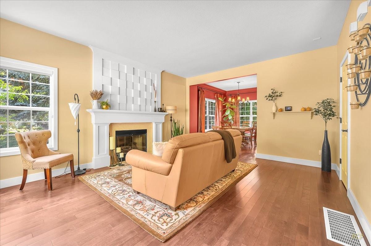 14412 Sherbrook Pl #1 - Photo 3 of 15