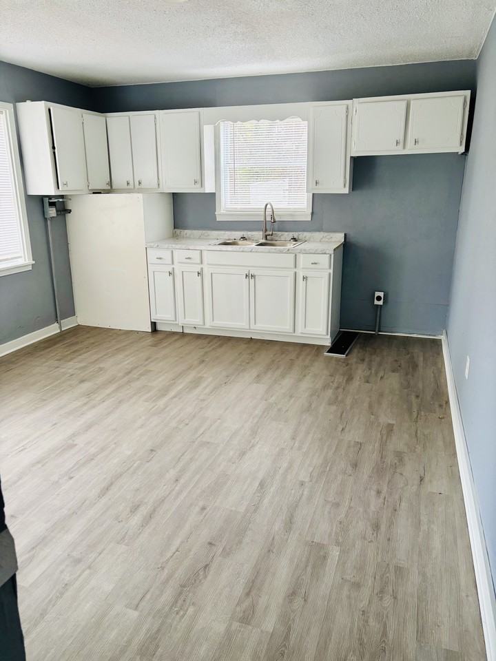 1014 1014 N Monroe - Brownsville TN #1 - Photo 2 of 6