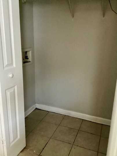 1314 1314 Hasting DrApt. B2 #B2 - Photo 7 of 11