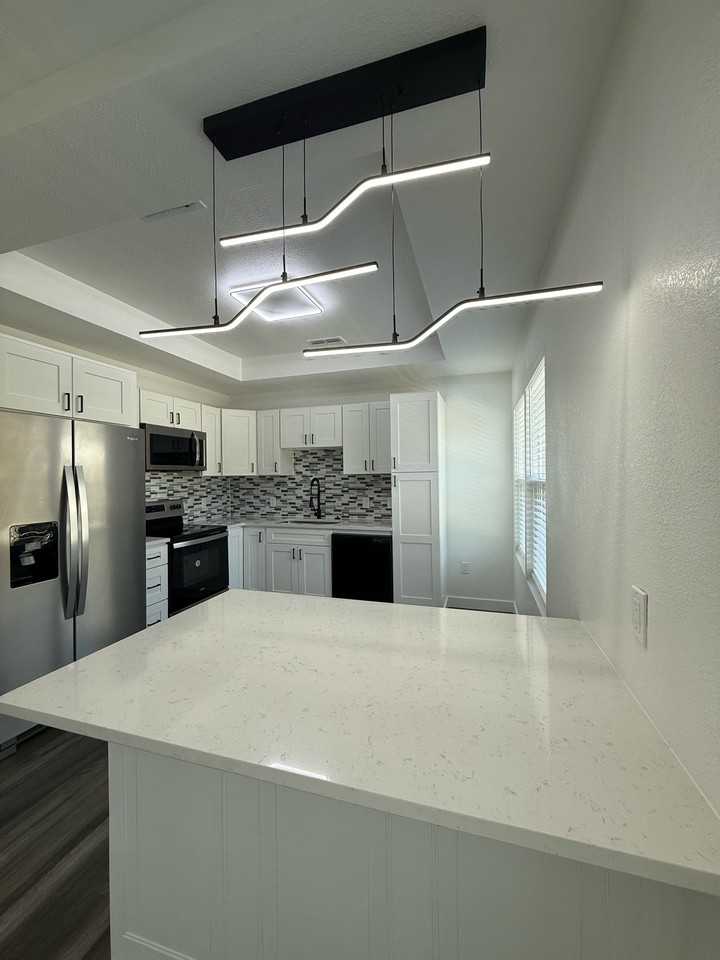 823 Madison Street #1 - Photo 3 of 30