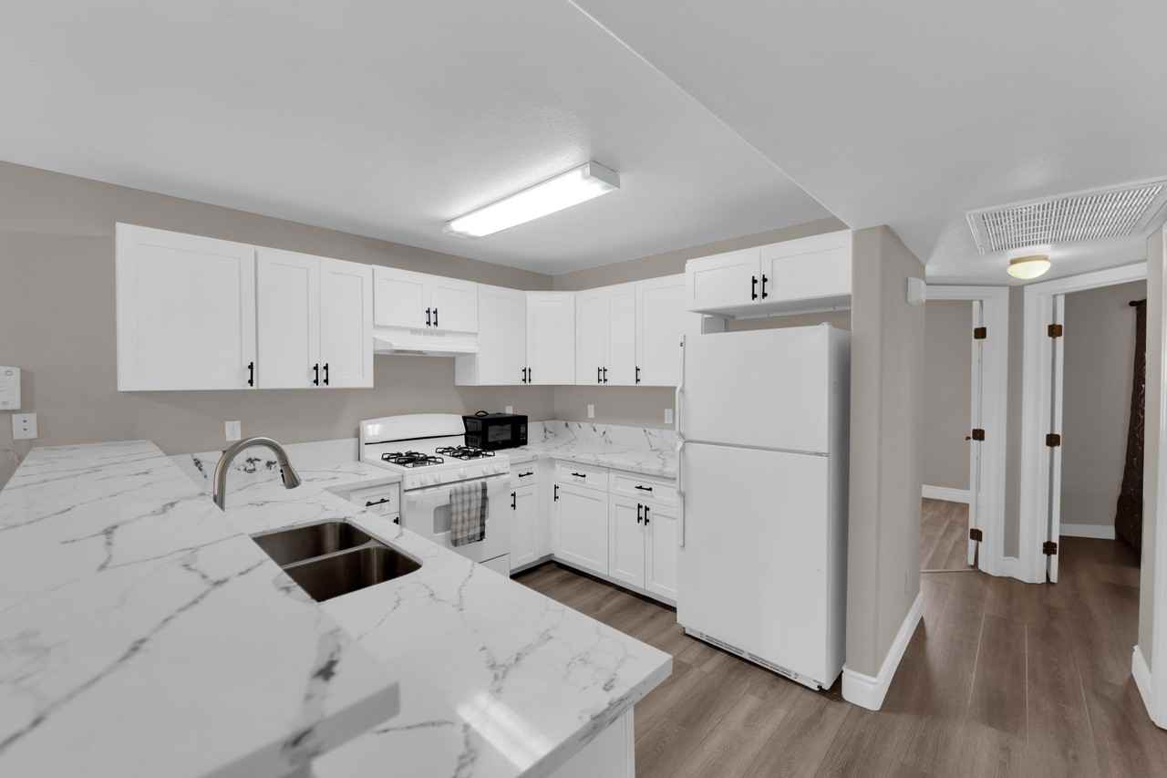 2110 Sleepy Court #1 - Photo 6 of 28