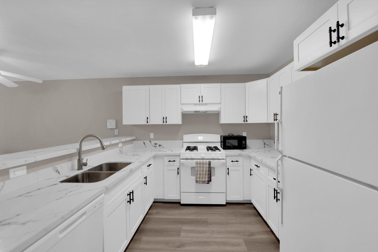 2110 Sleepy Court #1 - Photo 7 of 28