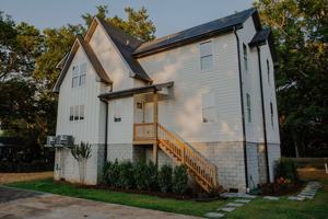 featured image of 1000 Caldwell Lane #1