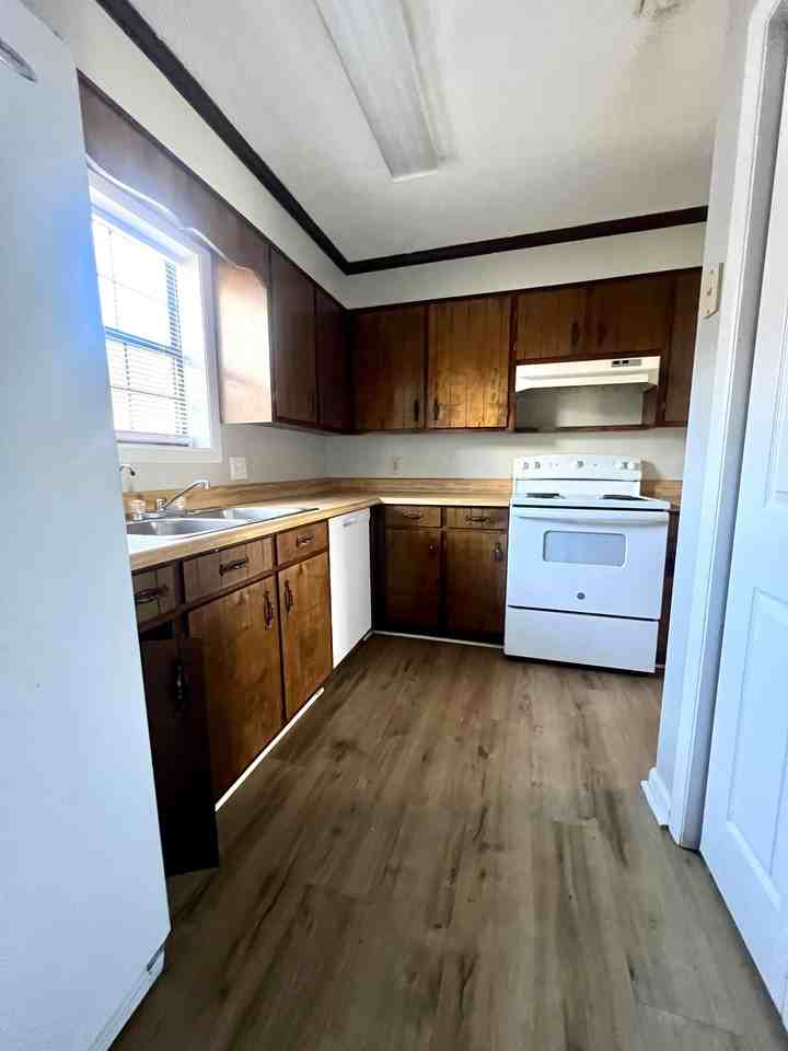 2814 Kirkwood Circle #1 - Photo 2 of 6