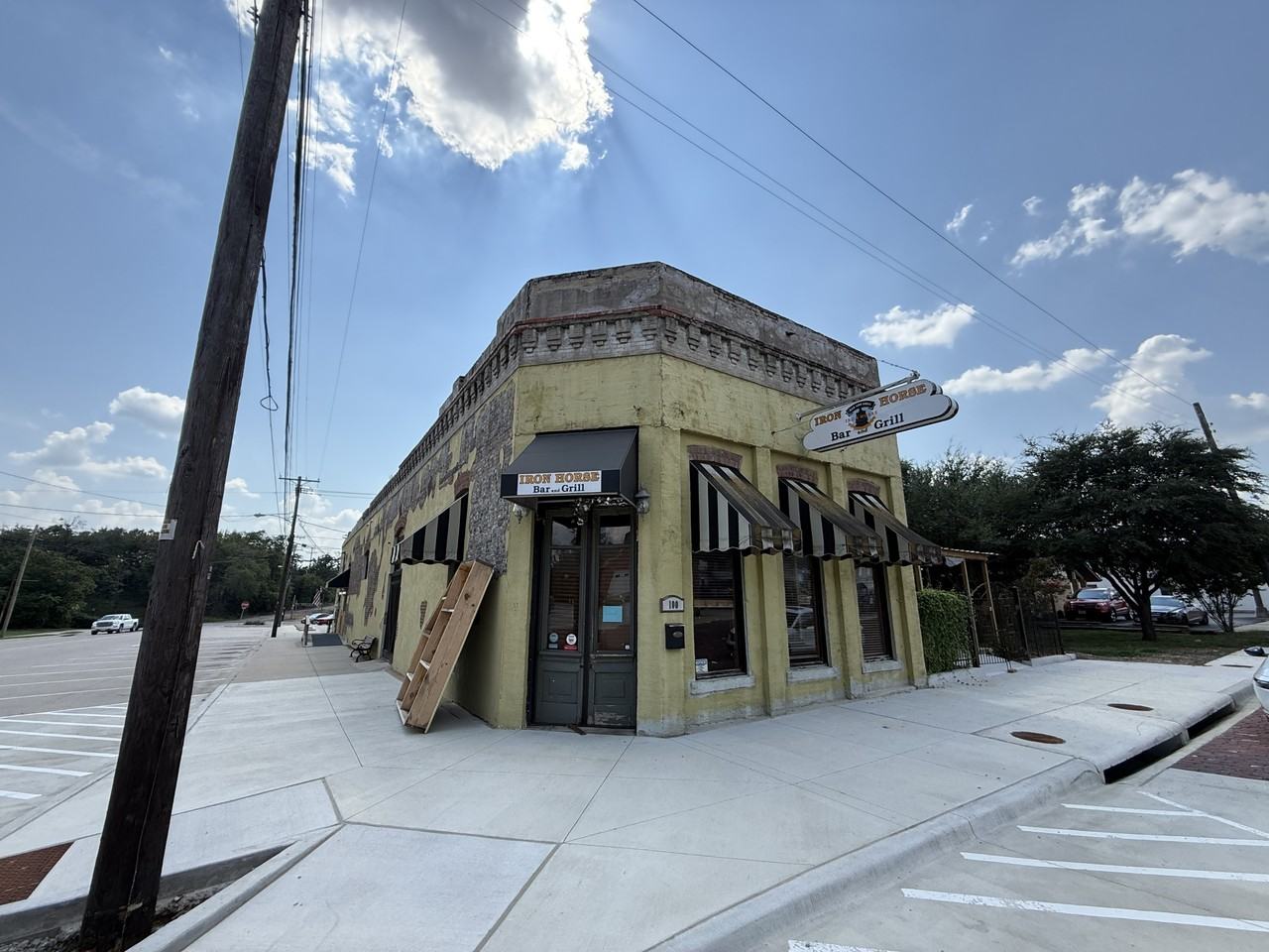 100 West Chestnut Street #1 - Photo 2 of 23