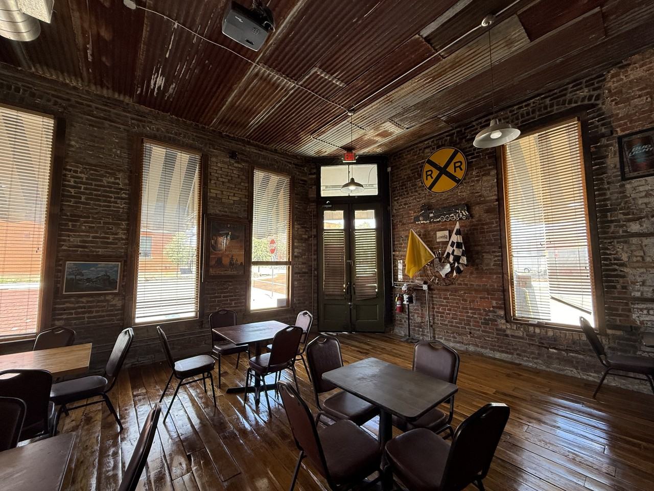 100 West Chestnut Street #1 - Photo 4 of 23