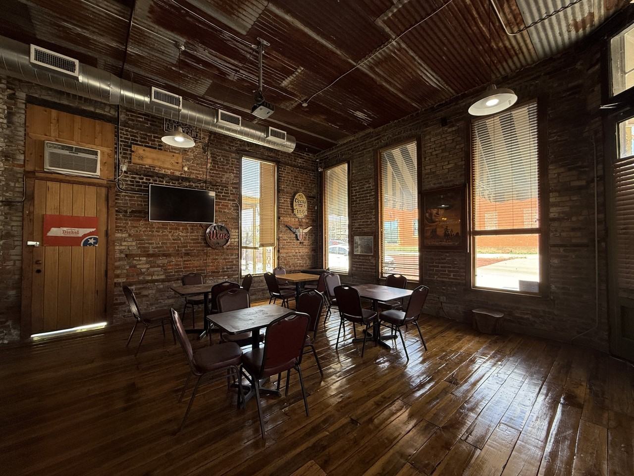 100 West Chestnut Street #1 - Photo 5 of 23