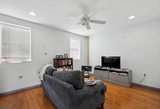 1425 Jackson St #2 - Photo 5 of 9