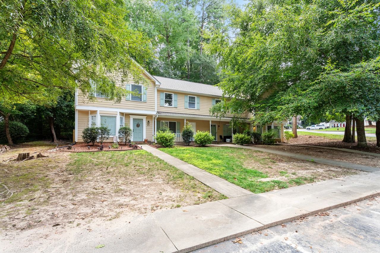 839 Dalewood Dr #1 - Photo 2 of 18