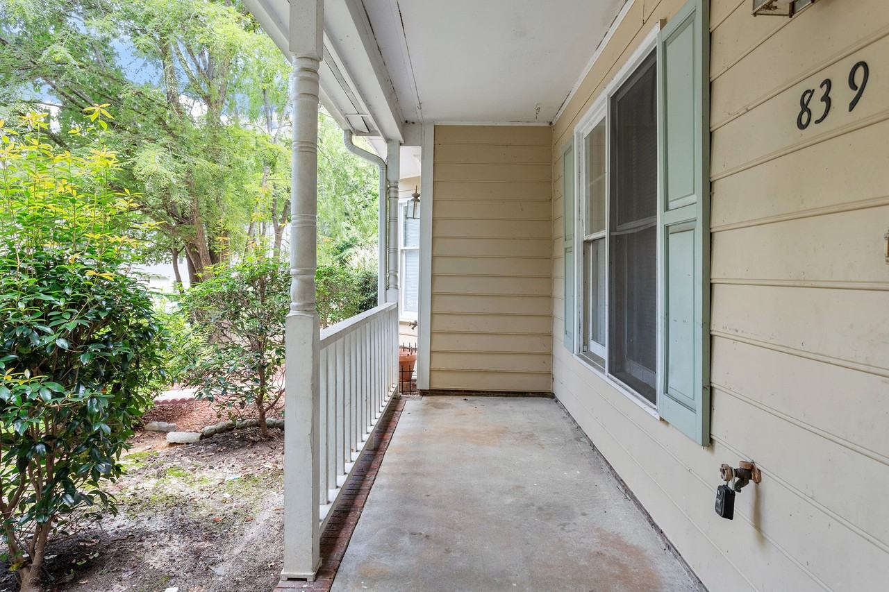 839 Dalewood Dr #1 - Photo 6 of 18