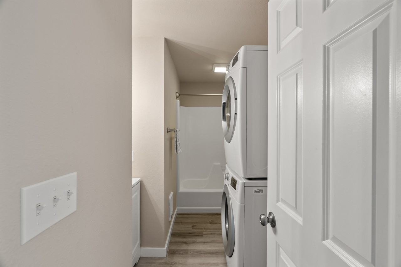 946 Ocean Shores Blvd Sw #2 - Photo 6 of 27