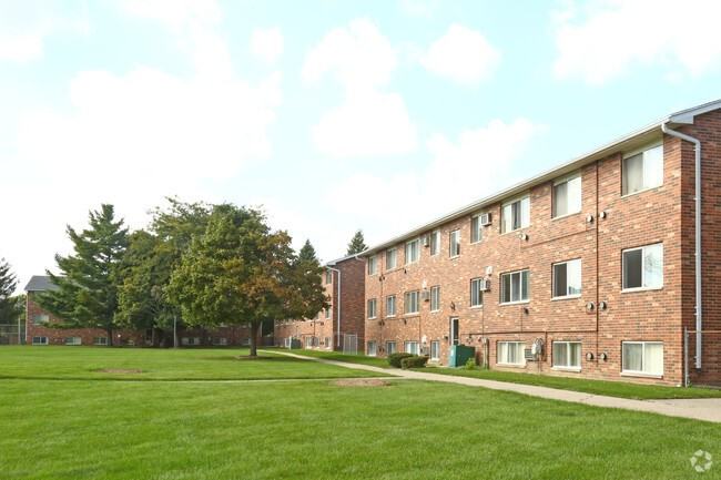 2455 Aurelius Rd #D10 - Photo 6 of 8