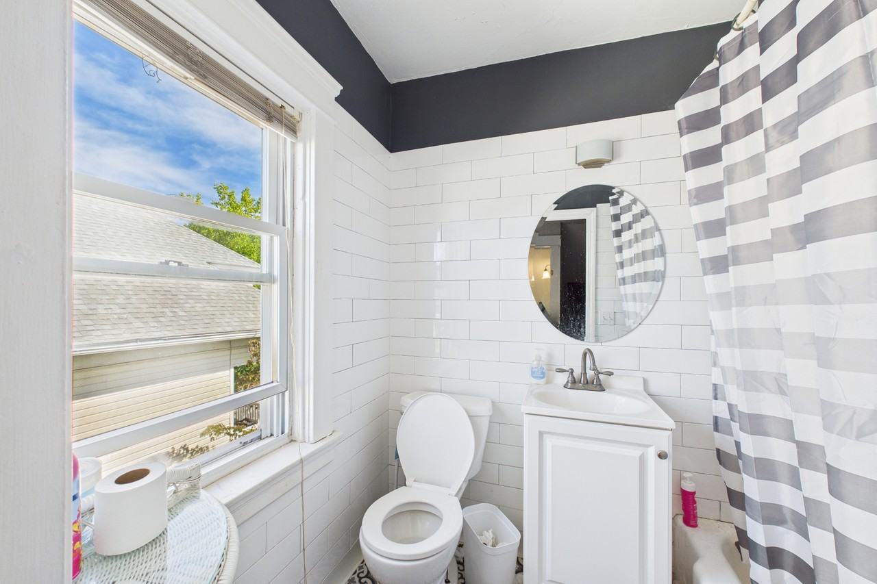 155 Alabama Ave #3 - Photo 5 of 12