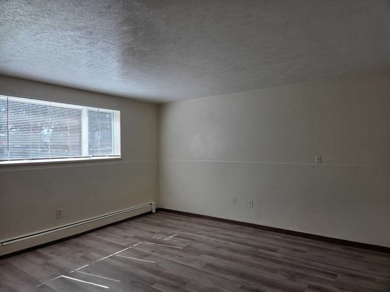 1012 Van Buren Ave #2 - Photo 2 of 9