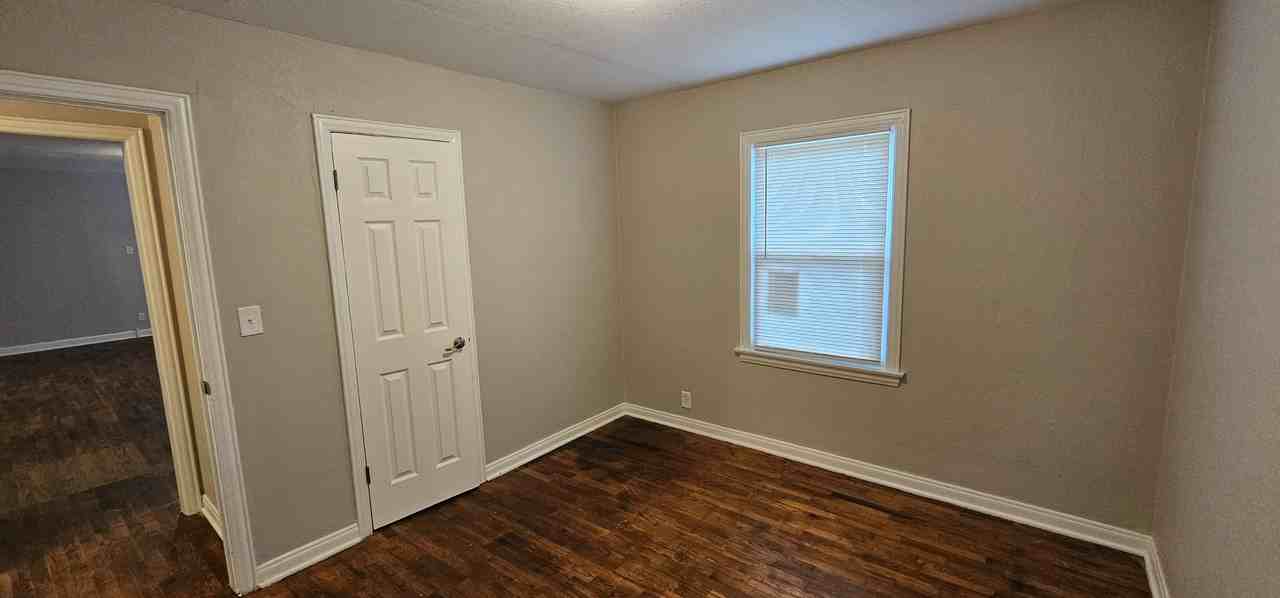 2271 North Minnesota Street #1 - Photo 4 of 9