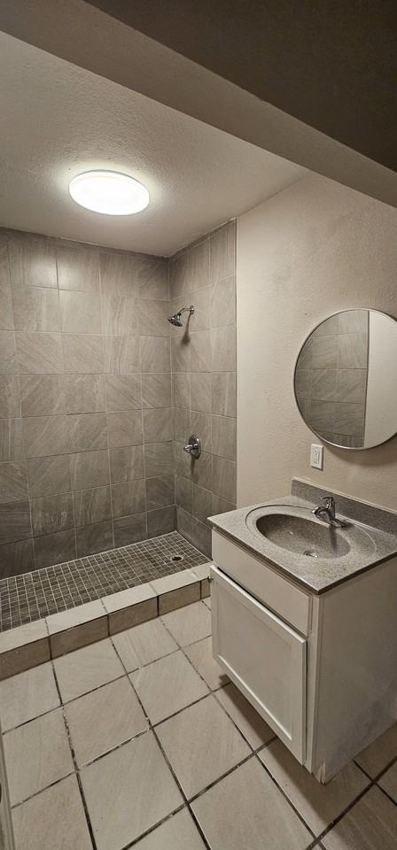 2271 North Minnesota Street #1 - Photo 7 of 9