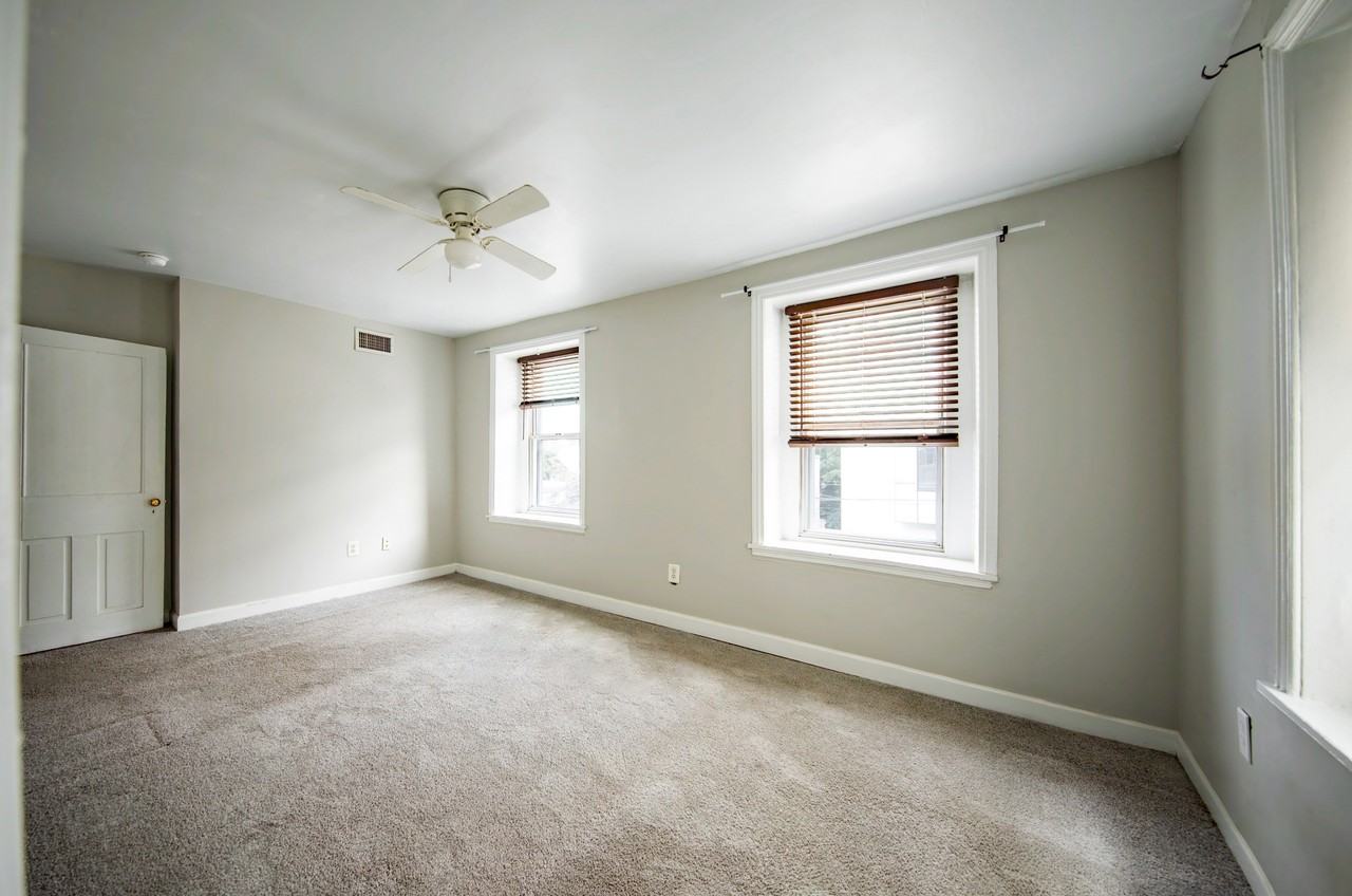 112 Dawson St #1 - Photo 3 of 16