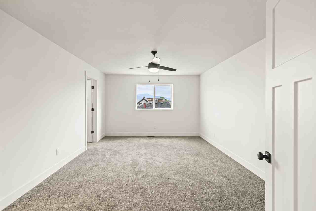 150 100 East #2 - Photo 4 of 14