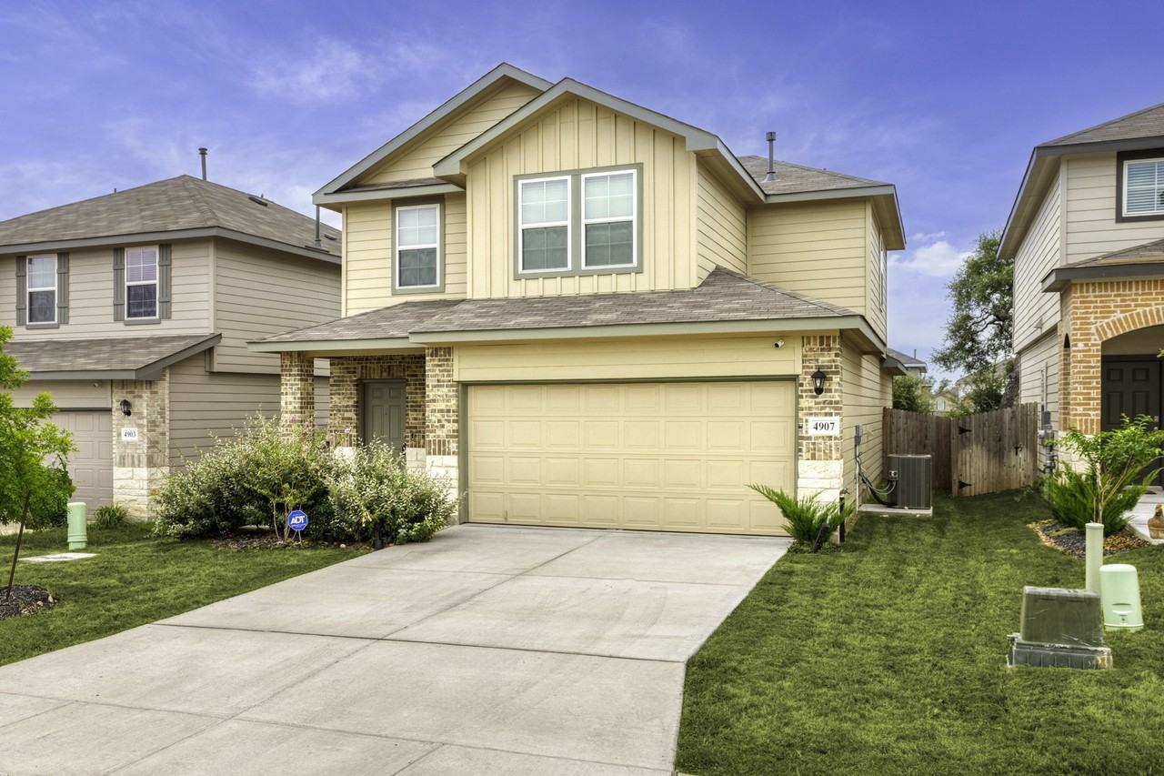 4907 Taconite Pass #1 - Photo 3 of 28