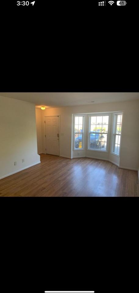 833 Brickwood Court #1 - Photo 4 of 5