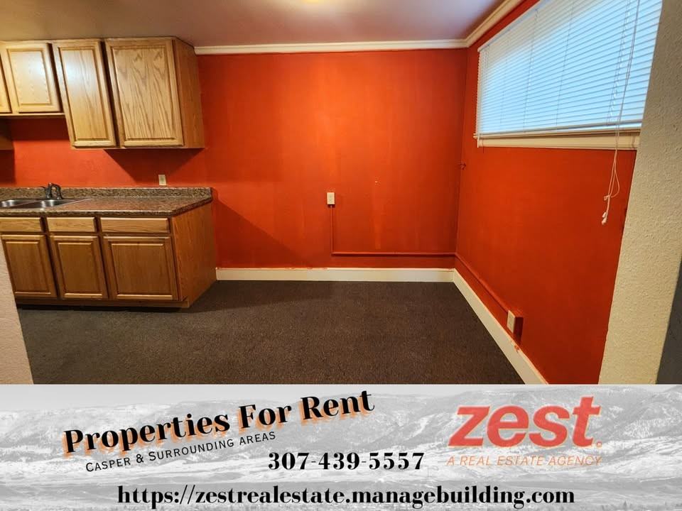 504 South Washington Street #1-2 - Photo 3 of 6