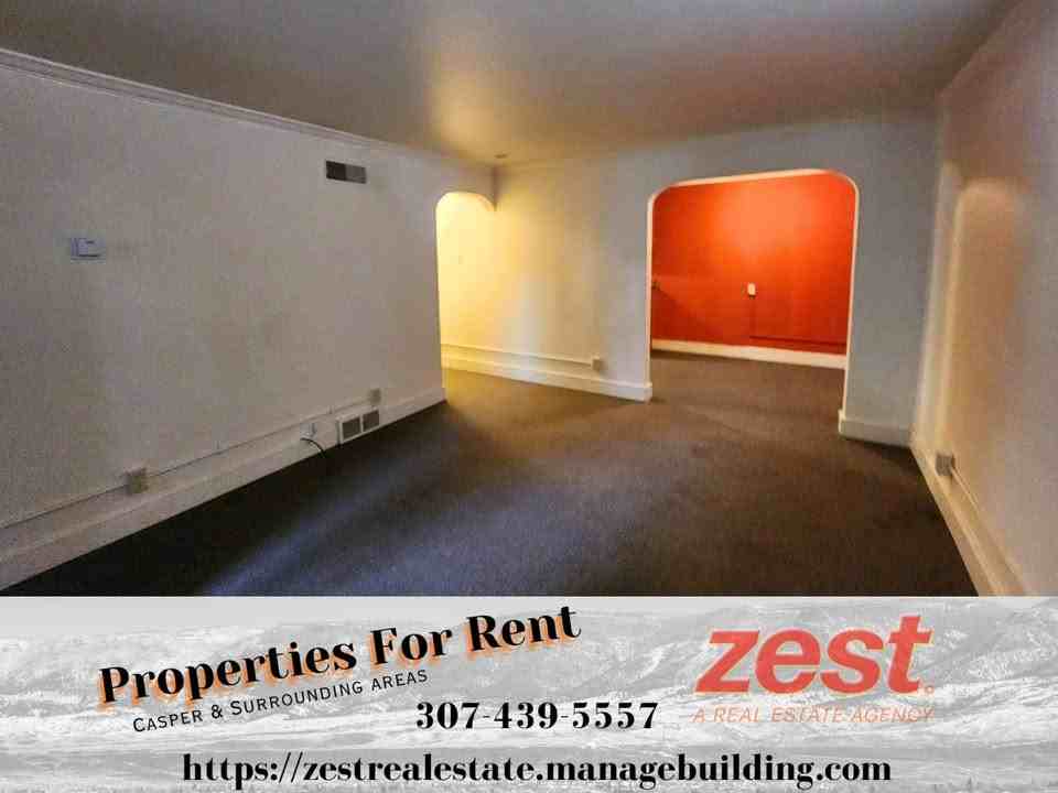 504 South Washington Street #1-2 - Photo 5 of 6